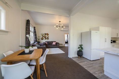 Photo of property in 33 Beach Street, Saint Clair, Dunedin, 9012