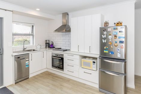 Photo of property in 4u1 Ross View Terrace, Dinsdale, Hamilton, 3204