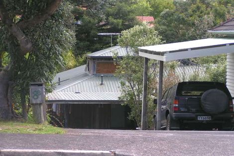 Photo of property in 1/8 Park Avenue, Northcote, Auckland, 0626