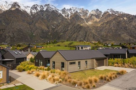 Photo of property in 4 Polperro Court, Jacks Point, Queenstown, 9371