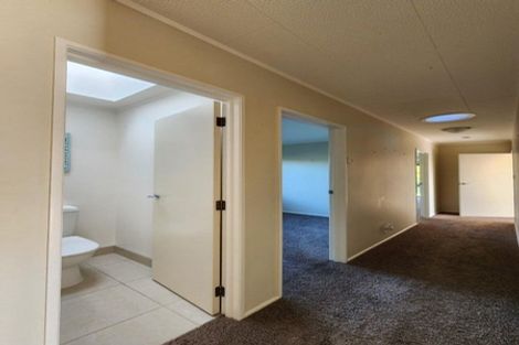 Photo of property in 118b Wairau Road, Oakura, 4314