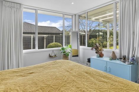 Photo of property in 15 Magnolia Rise, Waipahihi, Taupo, 3330
