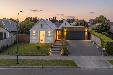 Photo of property in 20 Sandown Boulevard, Rangiora, 7400