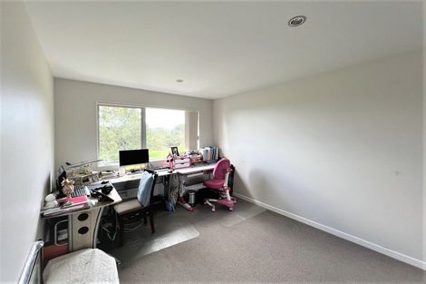 Photo of property in 27 Mantra Road, Massey, Auckland, 0614