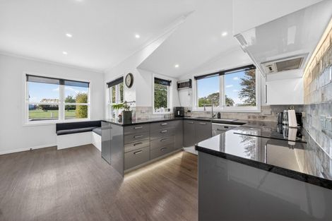 Photo of property in 195 Park Road, Parkvale, Carterton, 5792