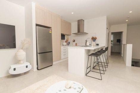Photo of property in 8 Tara Lane, Manurewa, Auckland, 2102