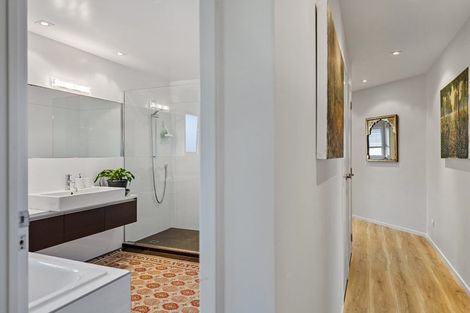 Photo of property in 2/19a Sanders Avenue, Takapuna, Auckland, 0622