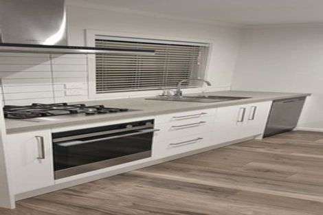 Photo of property in 9u3 Surrey Street, Tawa, Wellington, 5028