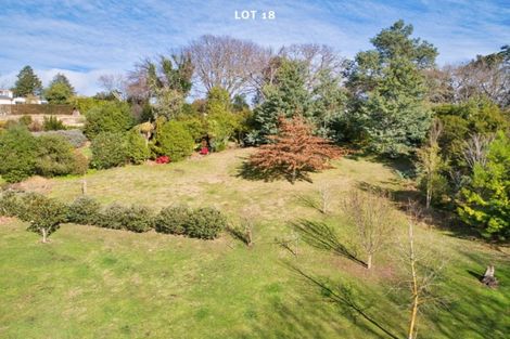 Photo of property in 18 Puflett Road, Havelock North, 4130