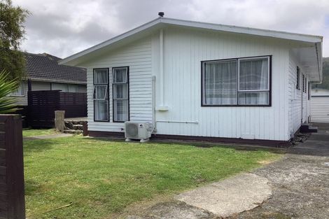 Photo of property in 11 Kendal Grove, Wainuiomata, Lower Hutt, 5014