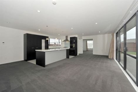 Photo of property in 12a Strathcarron Place, Broomfield, Christchurch, 8042