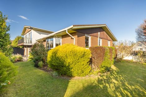 Photo of property in 18 Delaware Crescent, Russley, Christchurch, 8042