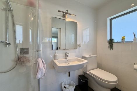 Photo of property in 250a Fergusson Drive, Heretaunga, Upper Hutt, 5018