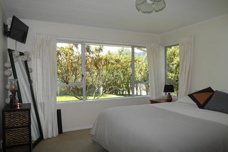 Photo of property in 39 Andrew Street, Waikanae, 5036