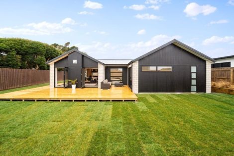 Photo of property in 23 Nadine Stanton Drive, Bell Block, New Plymouth, 4312