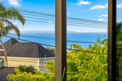 Photo of property in 43 Braemar Road, Rothesay Bay, Auckland, 0630