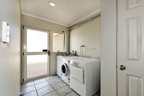 Photo of property in 22 Starlight Cove, Hobsonville, Auckland, 0618