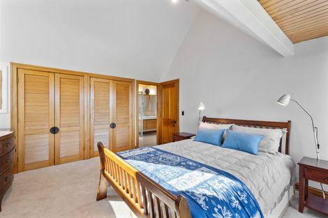 Photo of property in 2 The Cliffs, Britannia Heights, Nelson, 7010