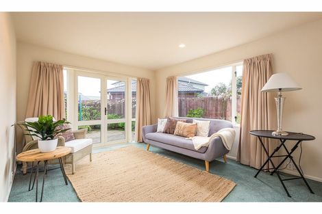 Photo of property in 11 Jadewynn Place, Halswell, Christchurch, 8025
