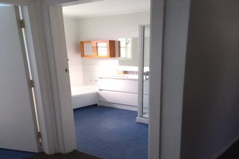 Photo of property in 14 Carluke Street, Paparangi, Wellington, 6037