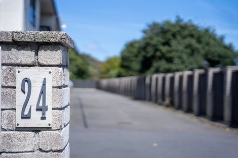 Photo of property in 4/24 Acheron Road, Paremata, Porirua, 5026