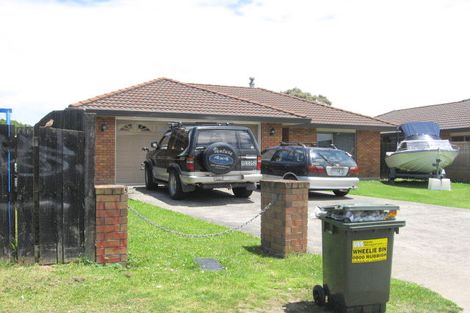 Photo of property in 25 Edinburgh Avenue, Rosehill, Papakura, 2113