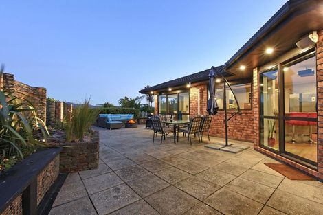Photo of property in 55 Percy Kinsman Crescent, Riverstone Terraces, Upper Hutt, 5018