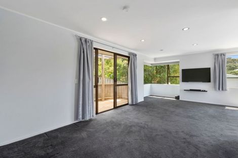 Photo of property in 2/15 Flavia Close, Torbay, Auckland, 0630