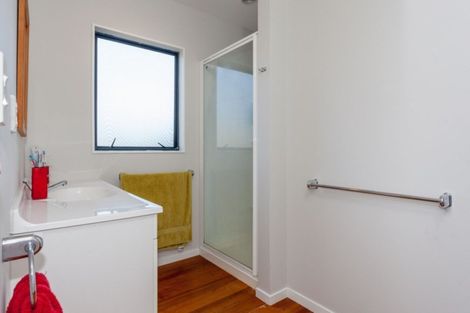 Photo of property in 12a Fishermans Bend, Whiritoa, Whangamata, 3691