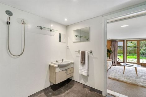Photo of property in 121 Saint Martins Road, Saint Martins, Christchurch, 8022