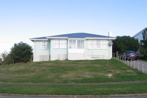Photo of property in 5 Tuki Street, Titahi Bay, Porirua, 5022