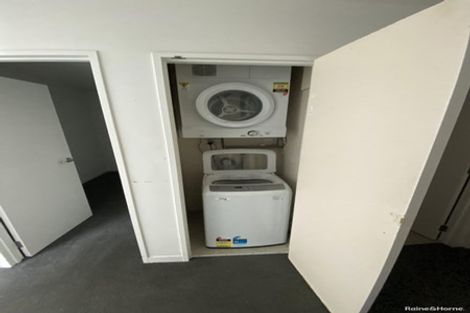 Photo of property in 12 Maunganui Road, Mount Maunganui, 3116