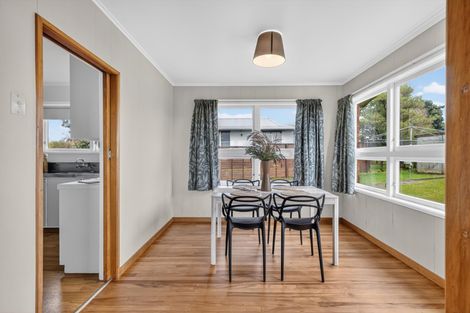 Photo of property in 2 Fairview Street, Tirau, 3410
