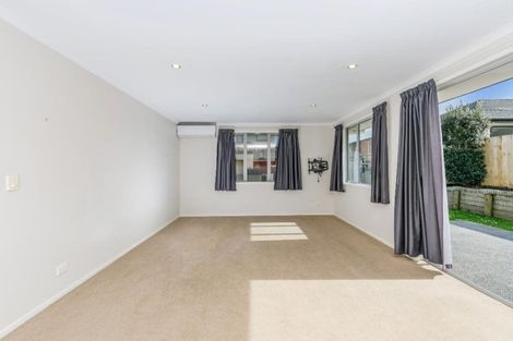 Photo of property in 15 Karika Place, Massey, Auckland, 0614