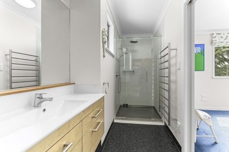 Photo of property in 17 Frank Wilson Terrace, Welbourn, New Plymouth, 4312