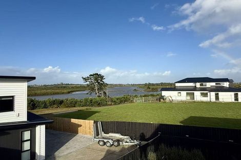 Photo of property in 43 Evergreen Parade, Rosehill, Papakura, 2113