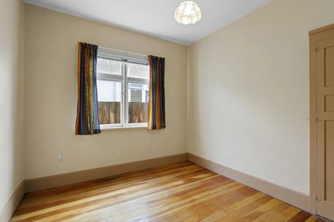 Photo of property in 337 Ferry Road, Waltham, Christchurch, 8011