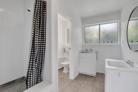 Photo of property in 2/33 Grassways Avenue, Pakuranga, Auckland, 2010