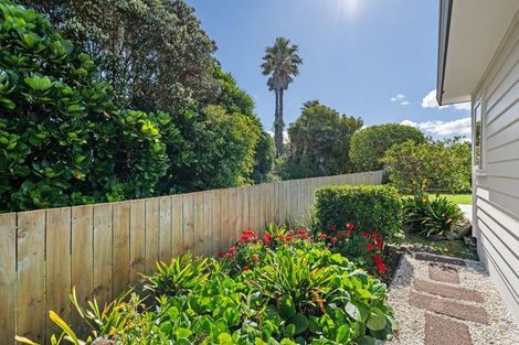 Photo of property in 16 Waru Nui Court, Orewa, 0931
