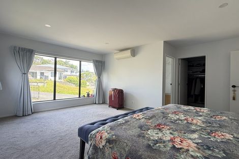 Photo of property in 14b Mackay Drive, Greenhithe, Auckland, 0632
