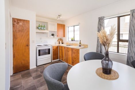 Photo of property in 4b Peter Hall Drive, Kelvin Grove, Palmerston North, 4414