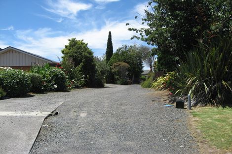 Photo of property in 8b Hosking Place, Clarks Beach, 2122