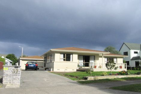 Photo of property in 37 Donegal Crescent, Tamatea, Napier, 4112