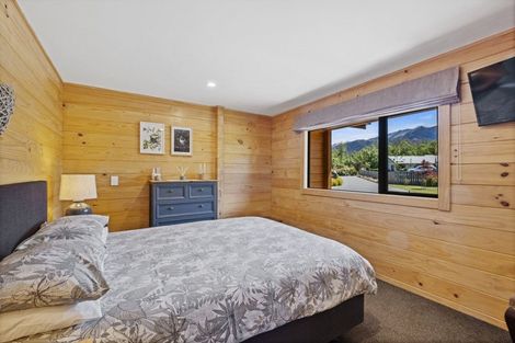 Photo of property in 16 Tennyson Close, Hanmer Springs, 7334