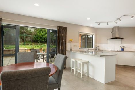 Photo of property in 15 Lysaght Place, Welcome Bay, Tauranga, 3112