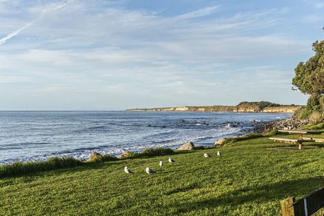 Photo of property in 11 Desmond Place, Bell Block, New Plymouth, 4312