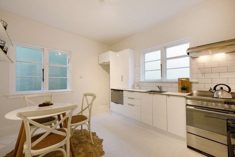 Photo of property in 28u8 Clifton Terrace, Kelburn, Wellington, 6012