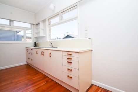 Photo of property in 64 Galloway Street, Hamilton East, Hamilton, 3216