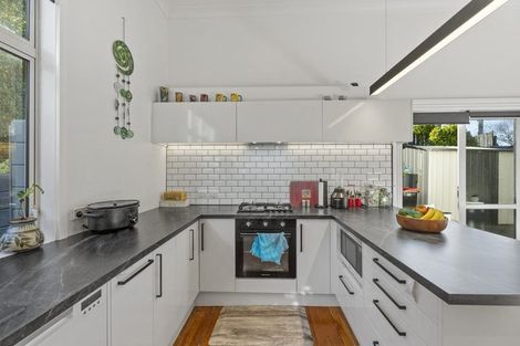Photo of property in 39 Argyle Street, Mornington, Dunedin, 9011