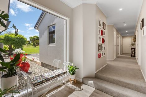 Photo of property in 139 Richmond Road, Brixton, New Plymouth, 4373